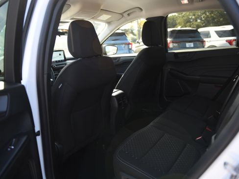 New 2026 Ford Escape Active image 7