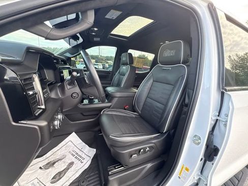 Used 2023 GMC Sierra 1500 AT4X w/ AT4X AEV Edition AWD/4WD image 13
