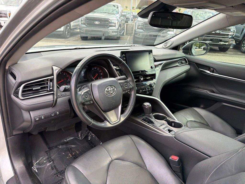 Used 2021 Toyota Camry XSE w/ Navigation Package FWD image 12