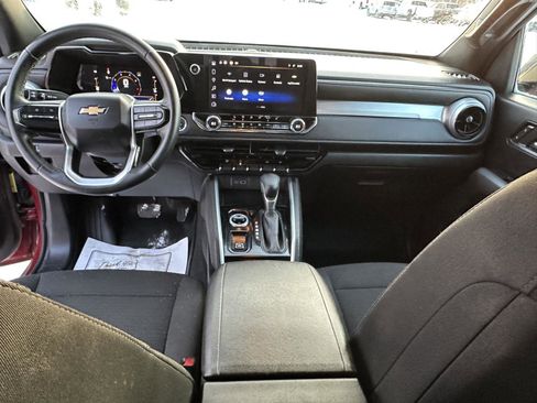 Used 2023 Chevrolet Colorado LT w/ LT Convenience Package II image 17