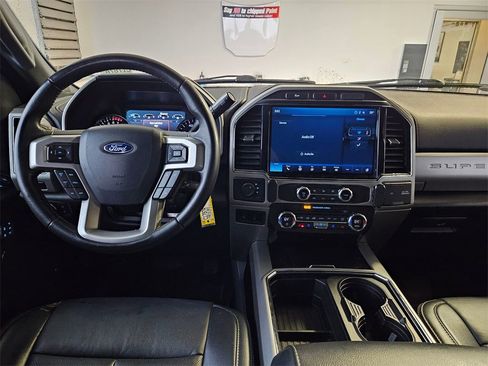 Used 2022 Ford F250 Lariat w/ Lariat Value Package image 28