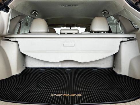 Used 2010 Toyota Venza FWD image 9