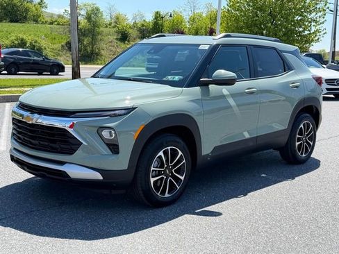 New 2026 Chevrolet TrailBlazer LT w/ Convenience Package AWD/4WD image 9