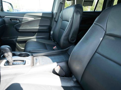 Used 2017 Honda Pilot EX-L image 10