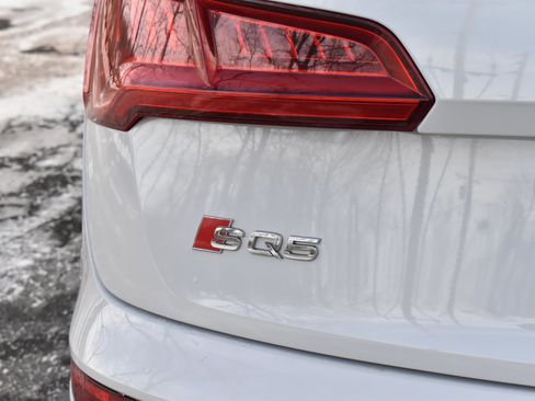 Used 2020 Audi SQ5 Premium Plus w/ Premium Plus Package image 15