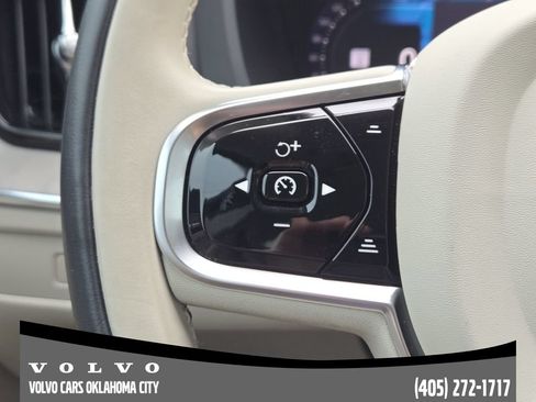 Certified 2023 Volvo XC60 B5 Plus w/ Climate Package FWD image 22