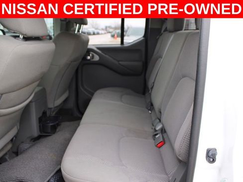 Certified 2021 Nissan Frontier SV image 24