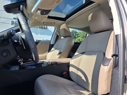 Used 2020 Lexus ES 350 w/ Premium Package FWD image 25