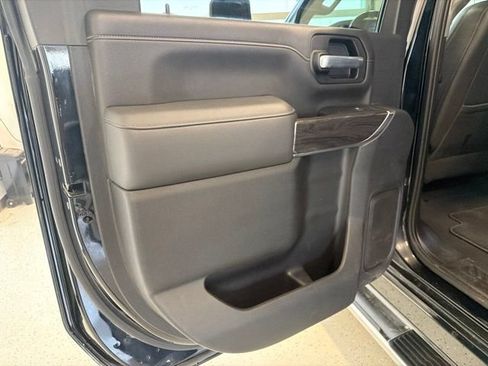 Used 2022 Chevrolet Silverado 3500 LTZ AWD/4WD image 41