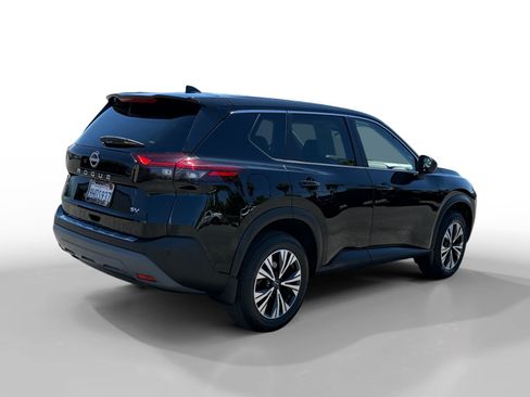 Used 2023 Nissan Rogue SV FWD image 5
