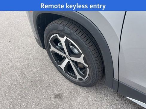 New 2026 Volkswagen Tiguan SE image 5