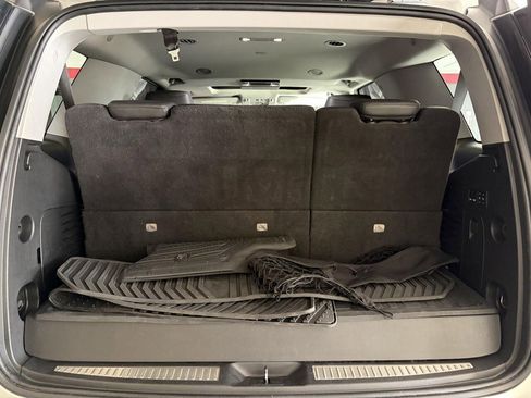 Used 2020 Cadillac Escalade Luxury image 25