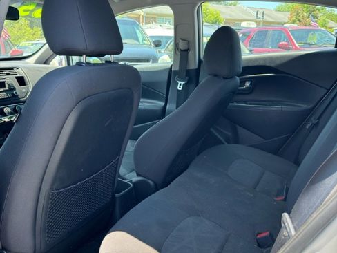 Used 2013 Kia Rio LX w/ PWR Pkg image 4