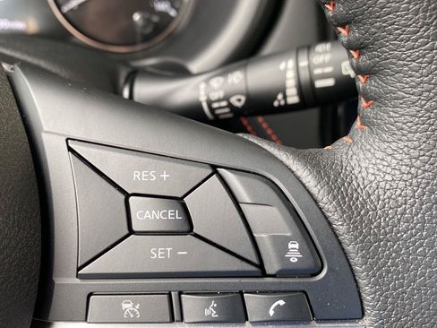 Certified 2024 Nissan Kicks SR w/ SR Premium Package FWD image 36