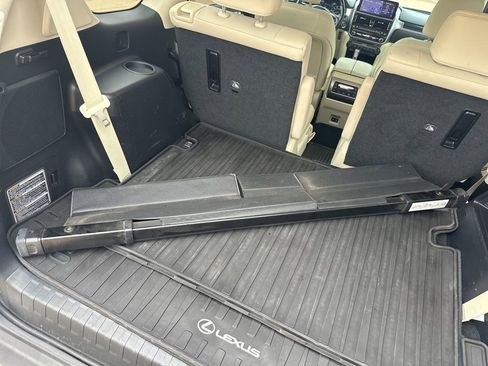 Used 2022 Lexus GX 460 Premium image 40