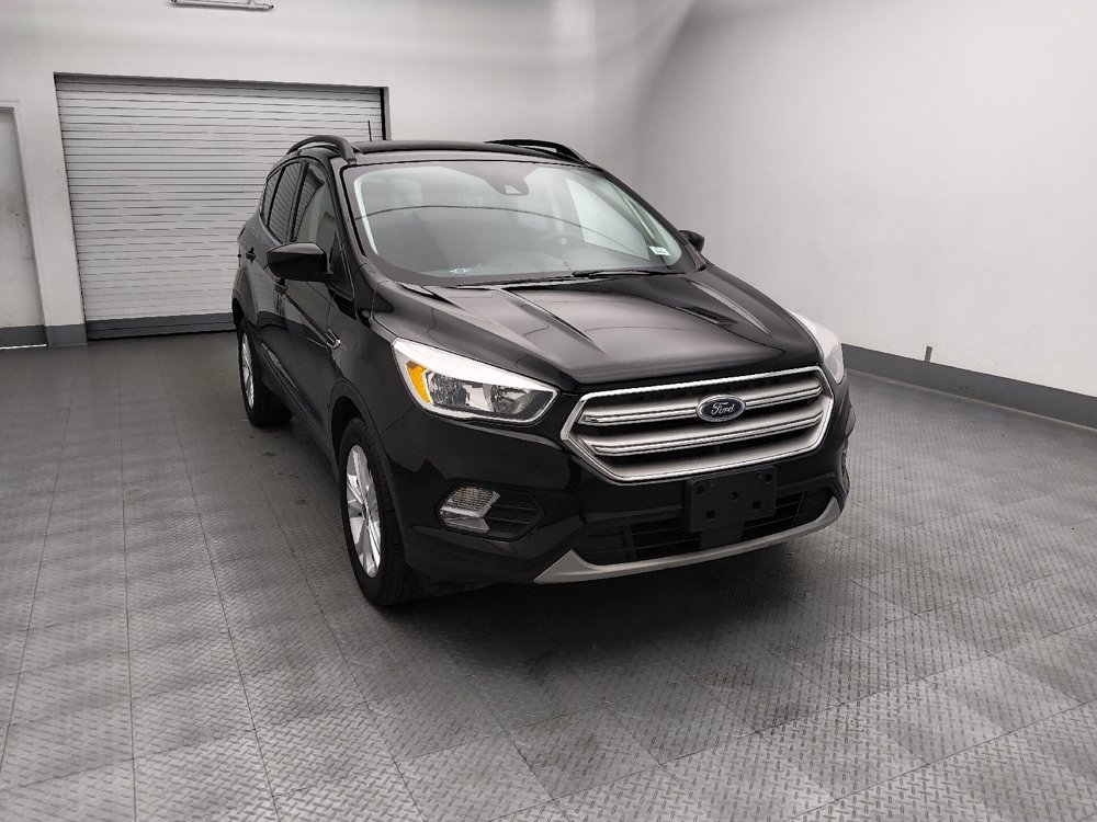 Used 2018 Ford Escape SE w/ Ford Safe & Smart Package AWD/4WD image 14
