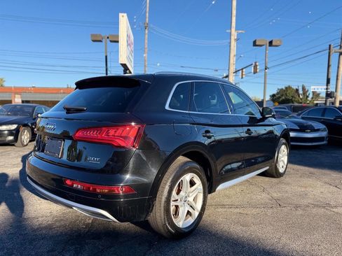 Used 2018 Audi Q5 2.0T Premium Plus w/ Premium Plus Package image 3