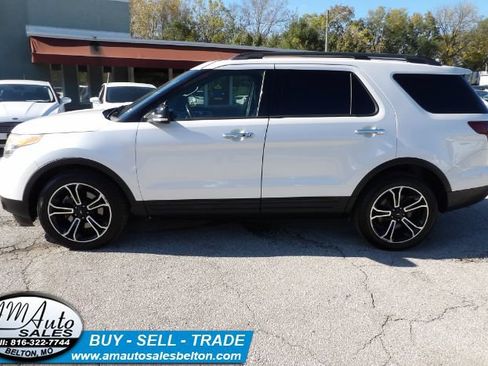 Used 2014 Ford Explorer Sport w/ Equipment Group 401A AWD/4WD image 2