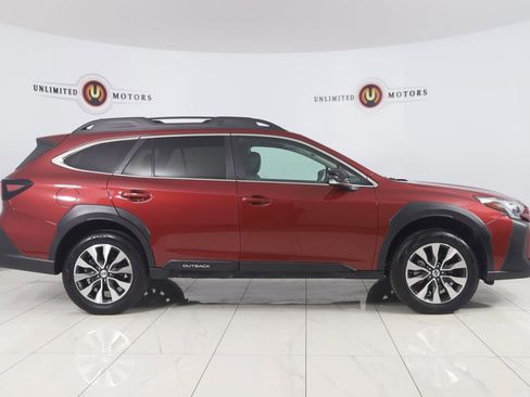 Used 2023 Subaru Outback Limited image 2