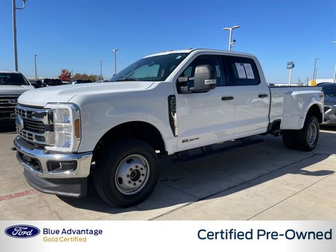 Used 2024 Ford F350 XLT image 1