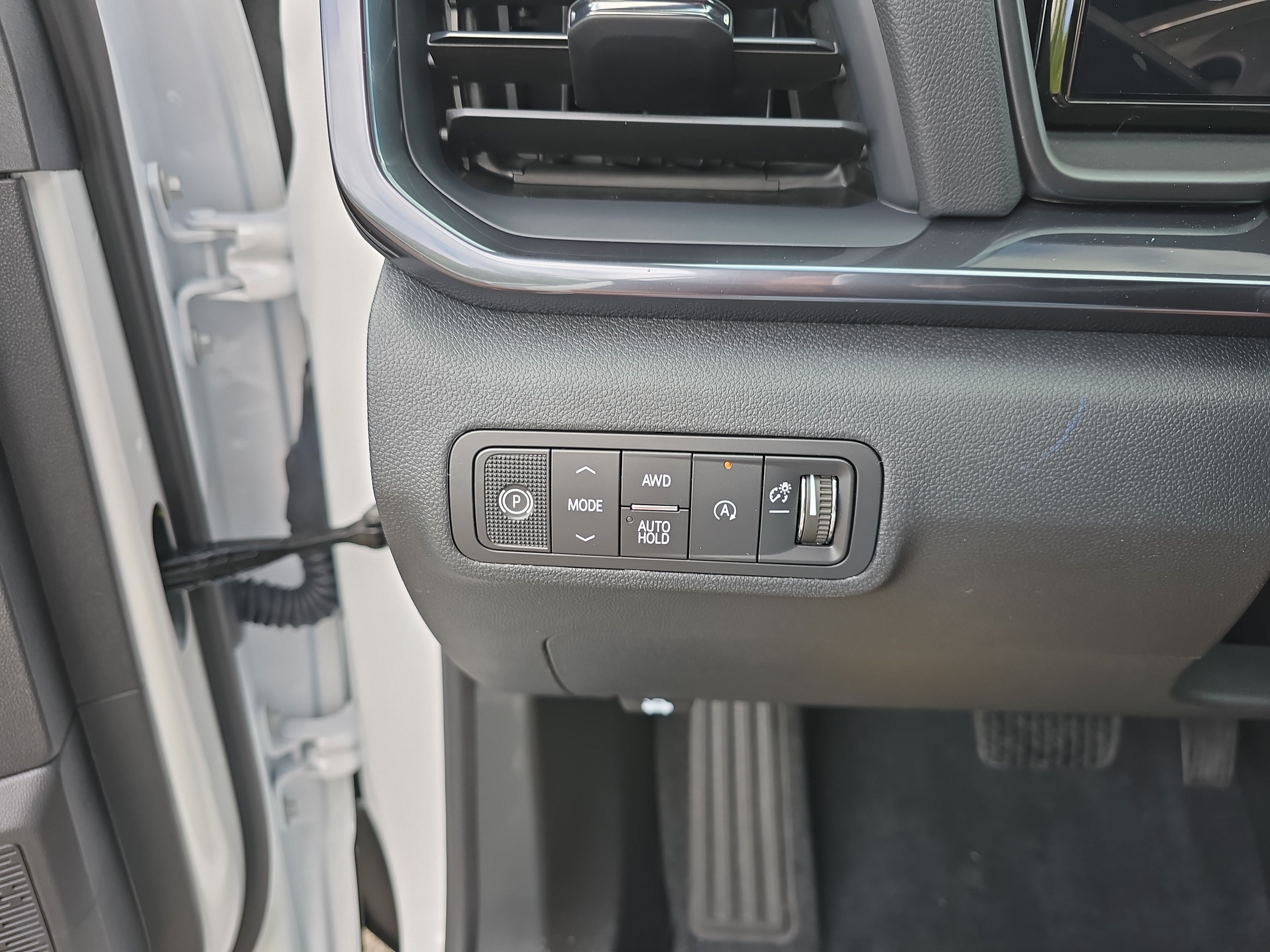New 2027 GMC Terrain AT4 w/ Convenience Package III AWD/4WD image 21