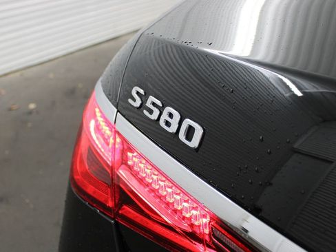 Used 2022 Mercedes-Benz S 580 4MATIC Sedan image 13
