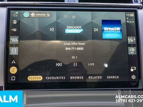 Used 2025 Land Rover Range Rover Velar Dynamic SE image 38