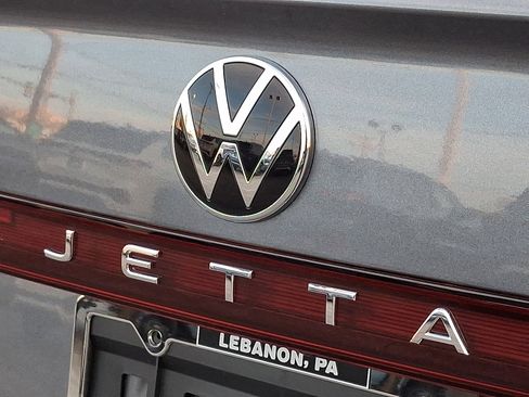 New 2026 Volkswagen Jetta SE FWD image 13