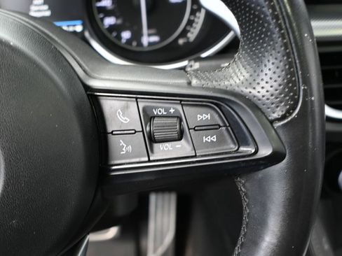 Used 2020 Alfa Romeo Stelvio Ti Sport w/ Quick Order Package 22S Sport image 32