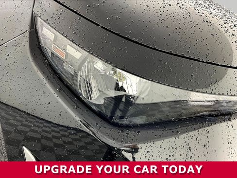 Used 2025 Kia Soul LX FWD image 27