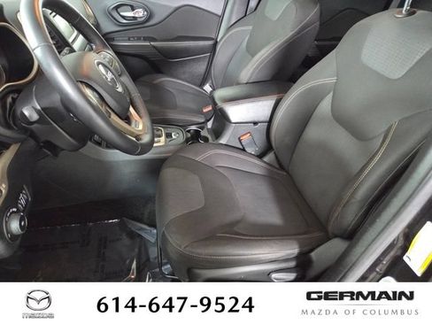 Used 2015 Jeep Cherokee Latitude w/ Trailer Tow Group AWD/4WD image 20