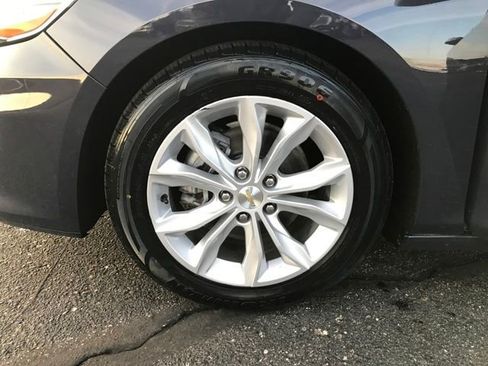 Certified 2025 Chevrolet Malibu LT image 26