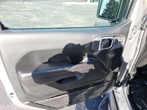 Used 2019 Jeep Wrangler Unlimited Sport S image 20