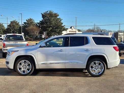 Used 2019 GMC Acadia Denali w/ Technology Package image 3