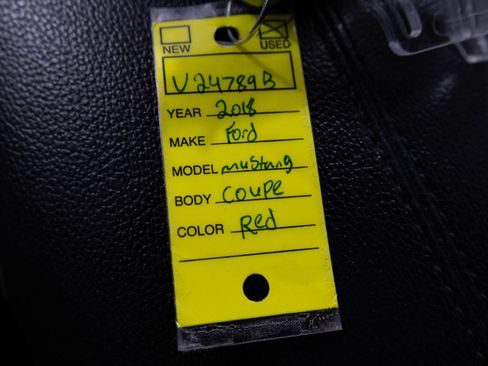 Used 2018 Ford Mustang Coupe w/ Equipment Group 101A RWD image 32