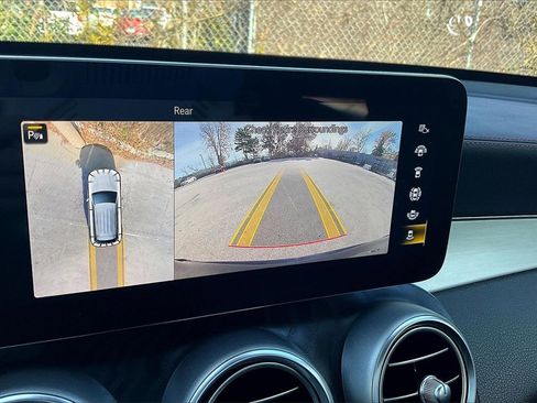 Used 2022 Mercedes-Benz GLC 43 AMG 4MATIC image 21