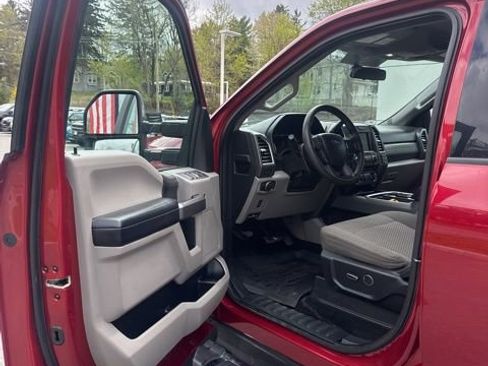 Used 2018 Ford F250 XLT w/ XLT Premium Package AWD/4WD image 14