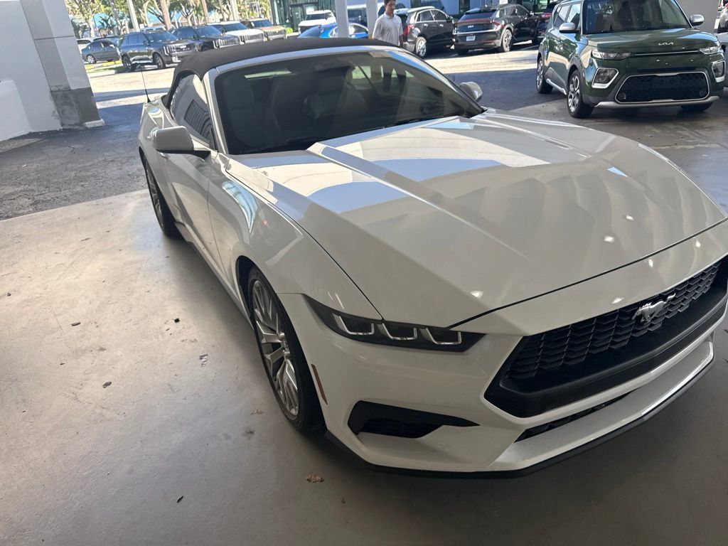 Used 2024 Ford Mustang Premium RWD image 3