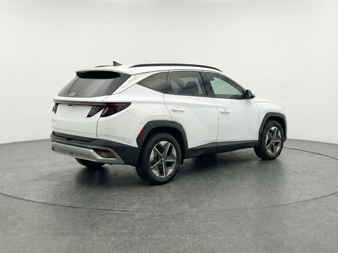 Used 2025 Hyundai Tucson SEL image 9