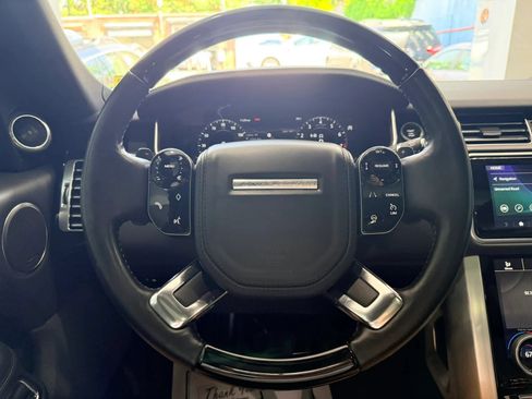 Used 2020 Land Rover Range Rover HSE AWD/4WD image 28