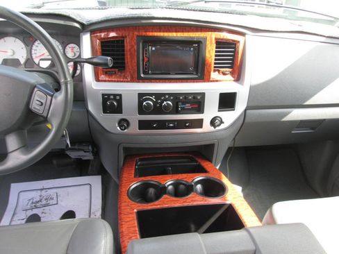 Used 2007 Dodge Ram 2500 Truck Laramie AWD/4WD image 15