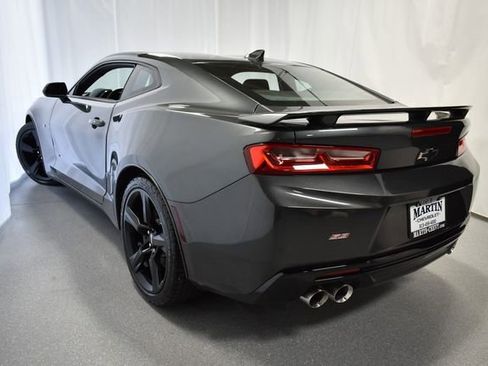 Certified 2018 Chevrolet Camaro SS RWD image 8