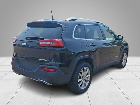 Used 2016 Jeep Cherokee Limited AWD/4WD image 5
