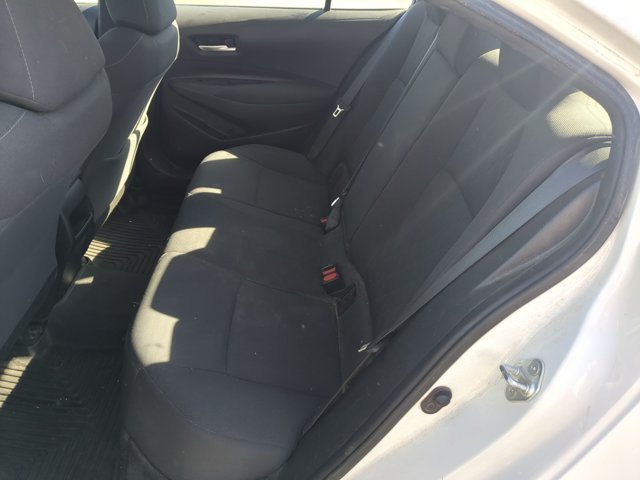 Used 2020 Toyota Corolla LE FWD image 17