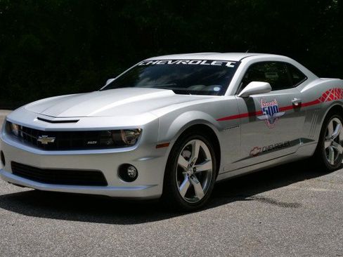 Used 2010 Chevrolet Camaro SS RWD image 6