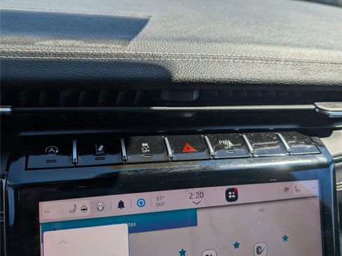 Used 2023 Jeep Grand Cherokee L Limited w/ Luxury Tech Group II image 37