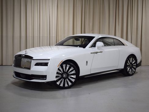 New 2025 Rolls-Royce Spectre w/ Leather Finishing Pack image 1