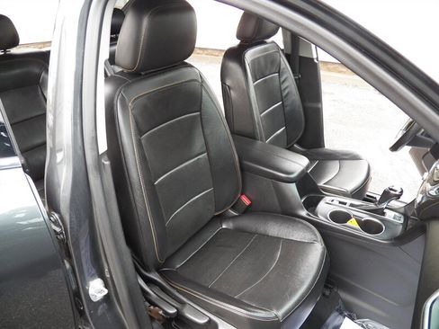 Used 2019 Chevrolet Equinox Premier image 12