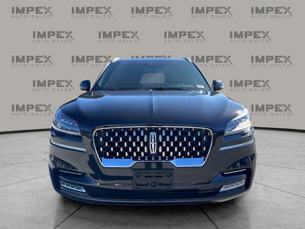 Used 2020 Lincoln Aviator Grand Touring w/ Elements Package Plus AWD/4WD image 8