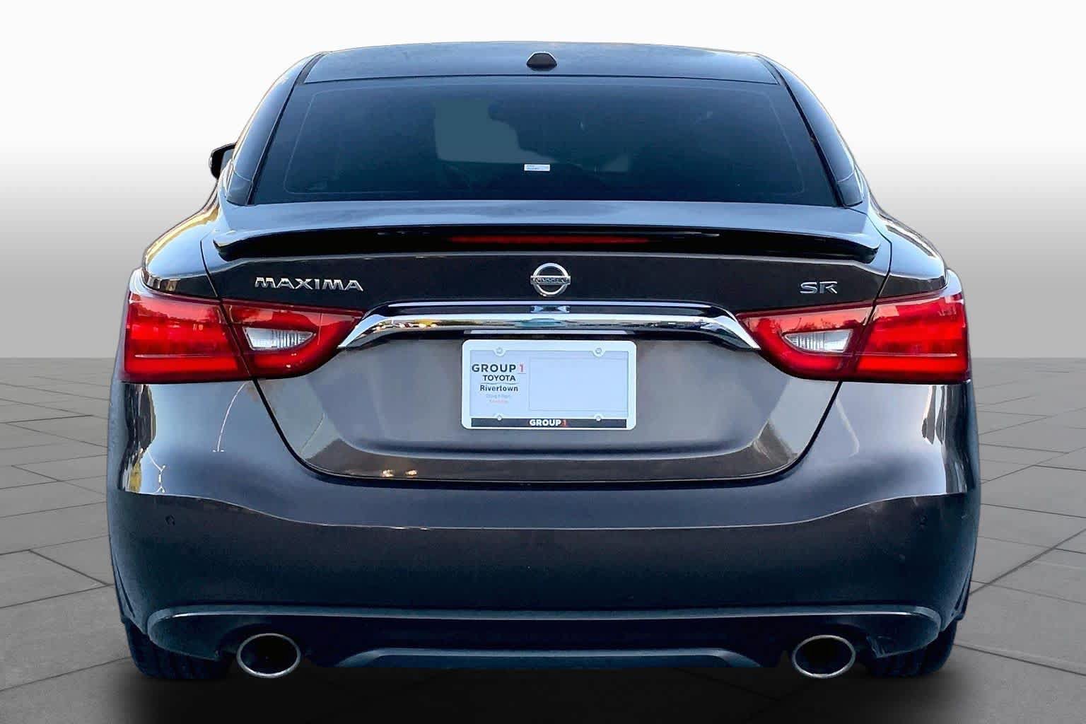 Used 2016 Nissan Maxima SR FWD image 5